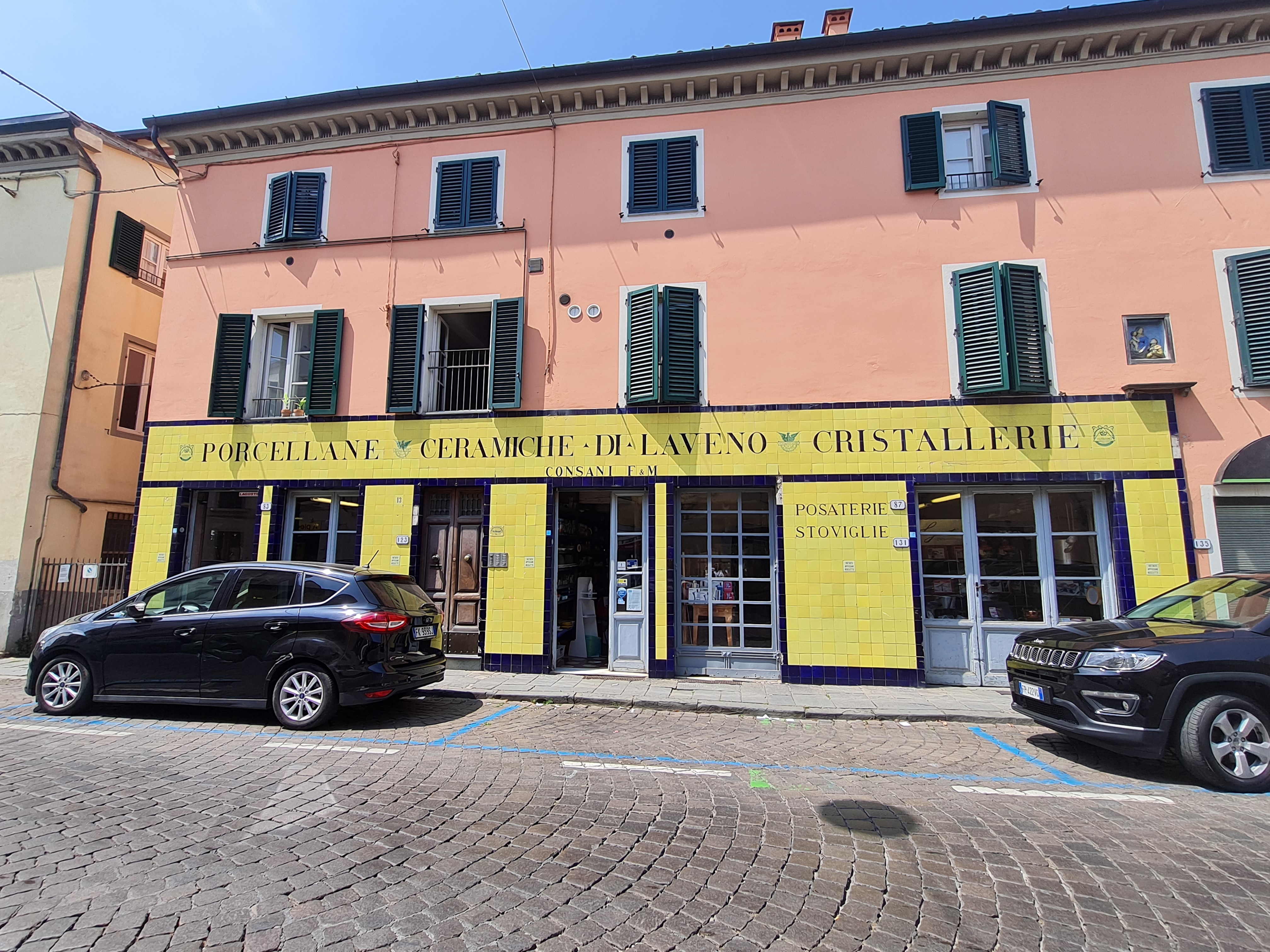 bottega, negozio di casalinghi, Casalinghi di Consani & Davini srl