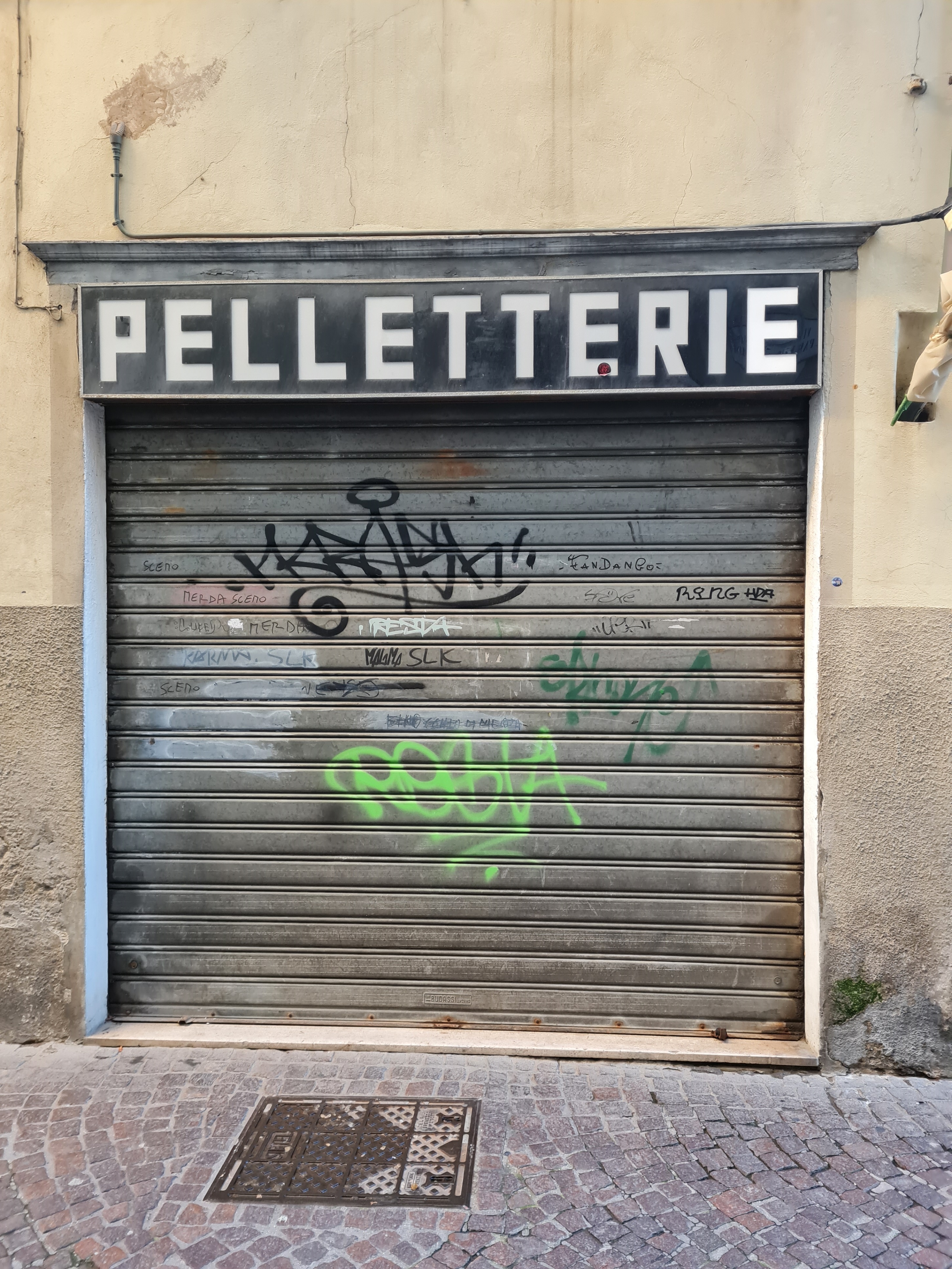 bottega, pelletteria, Pelletterie