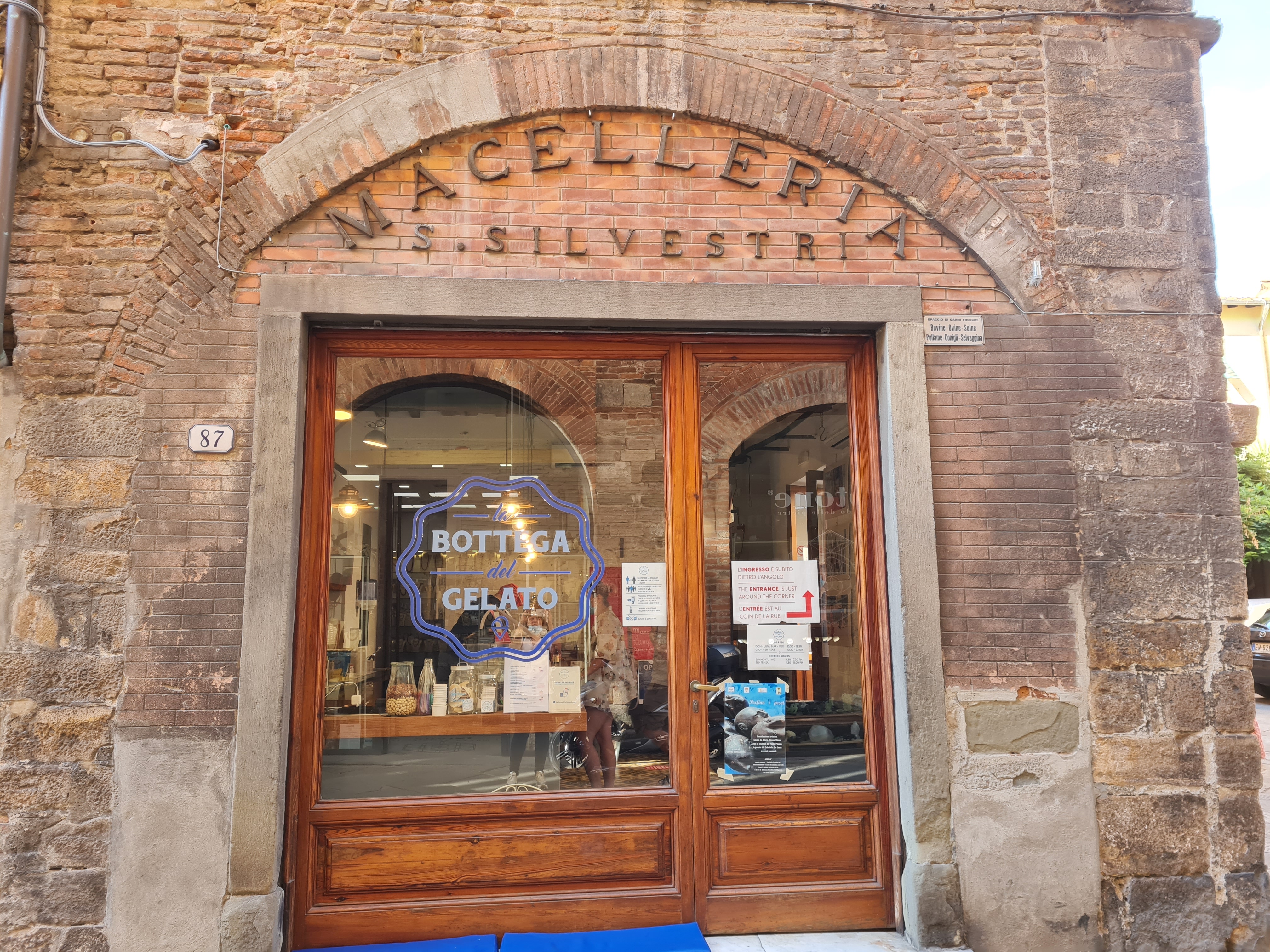 bottega, vineria, Vineria Dolce Vita, La Bottega del Gelato , Macelleria S. Silvestri
