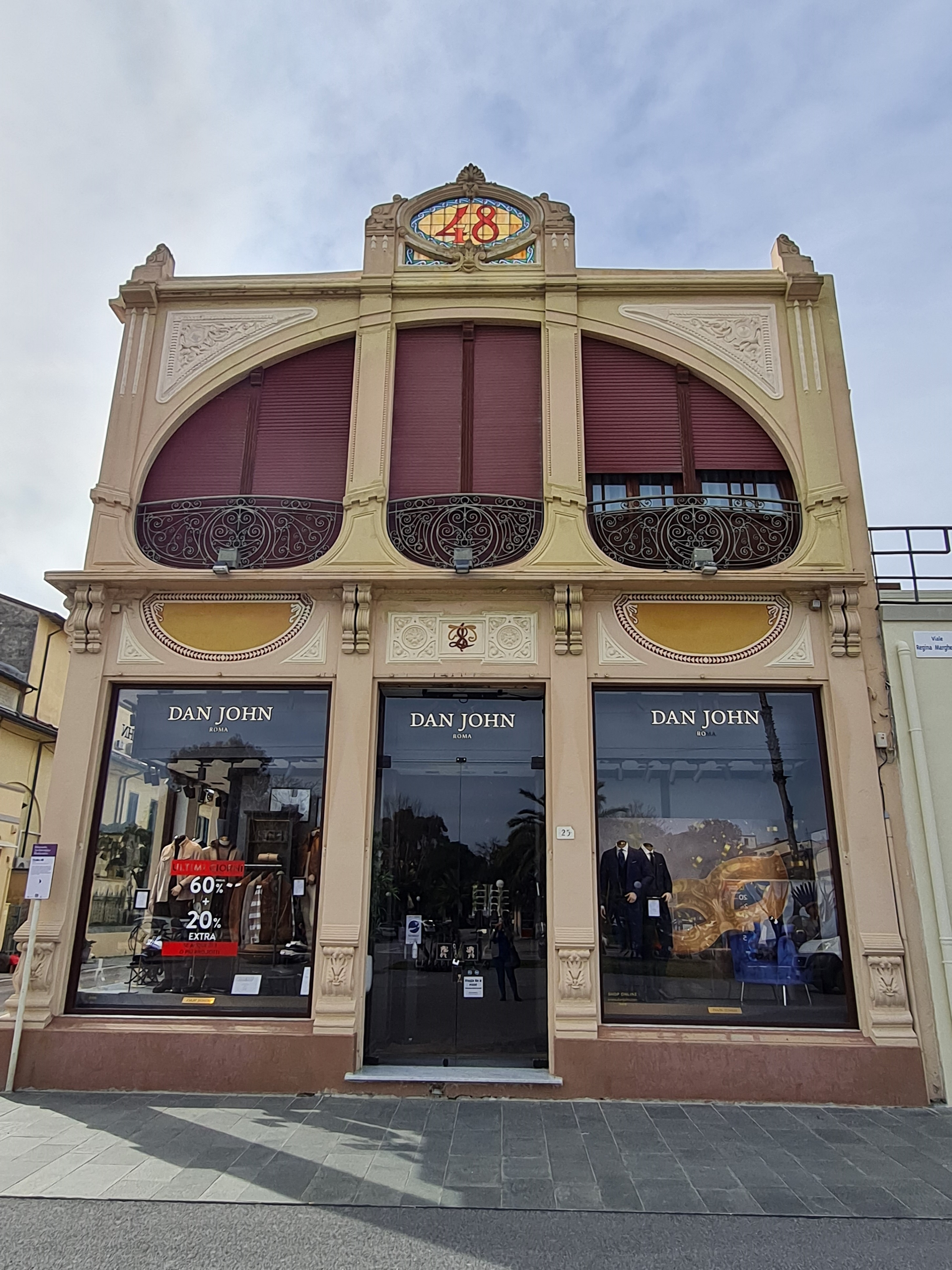 bottega, negozio di abbigliamento, Dan John , Magazzini Duilio