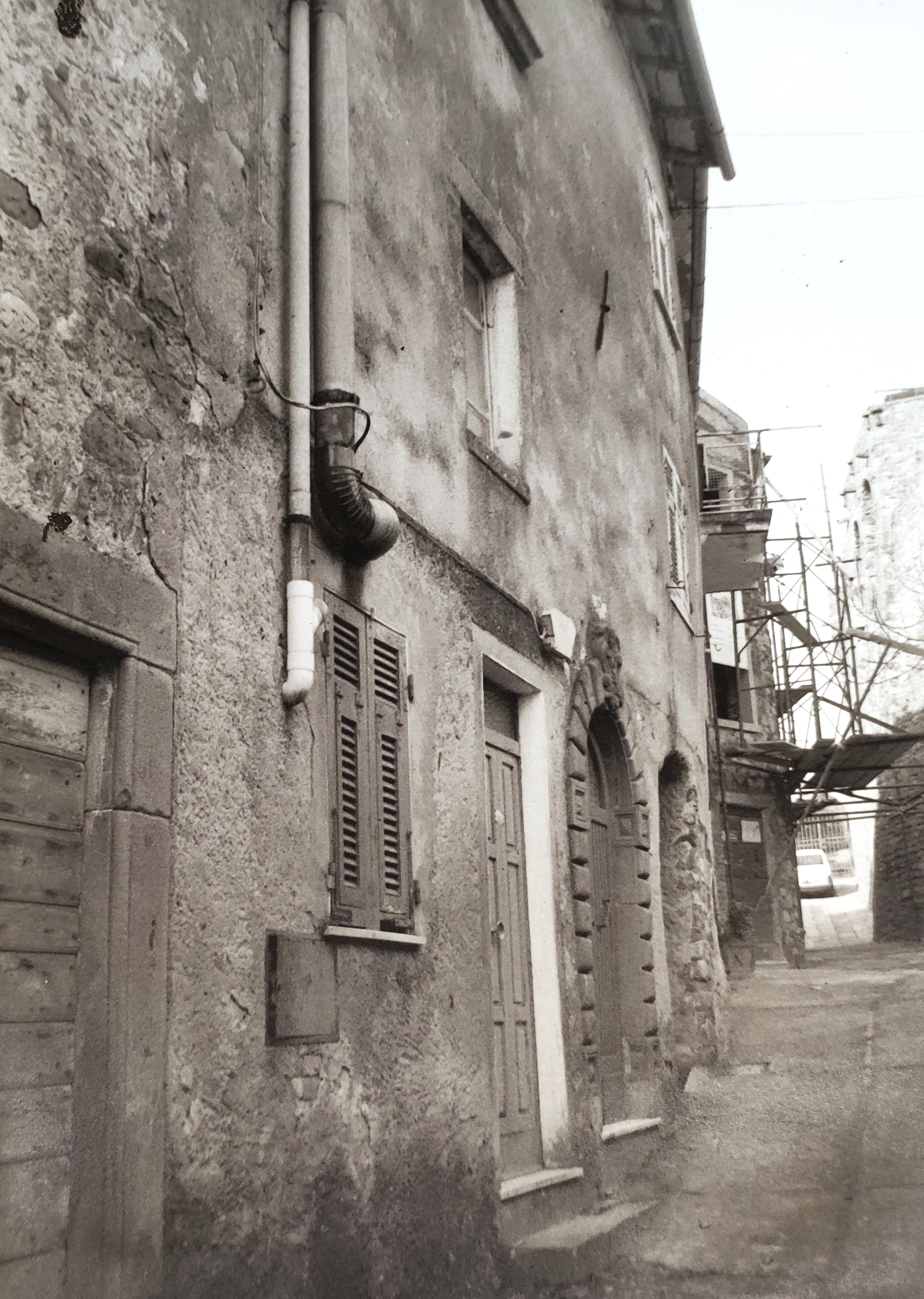 [Casa a Castiglione del Terziere in Via del Borgo, 49, 50]