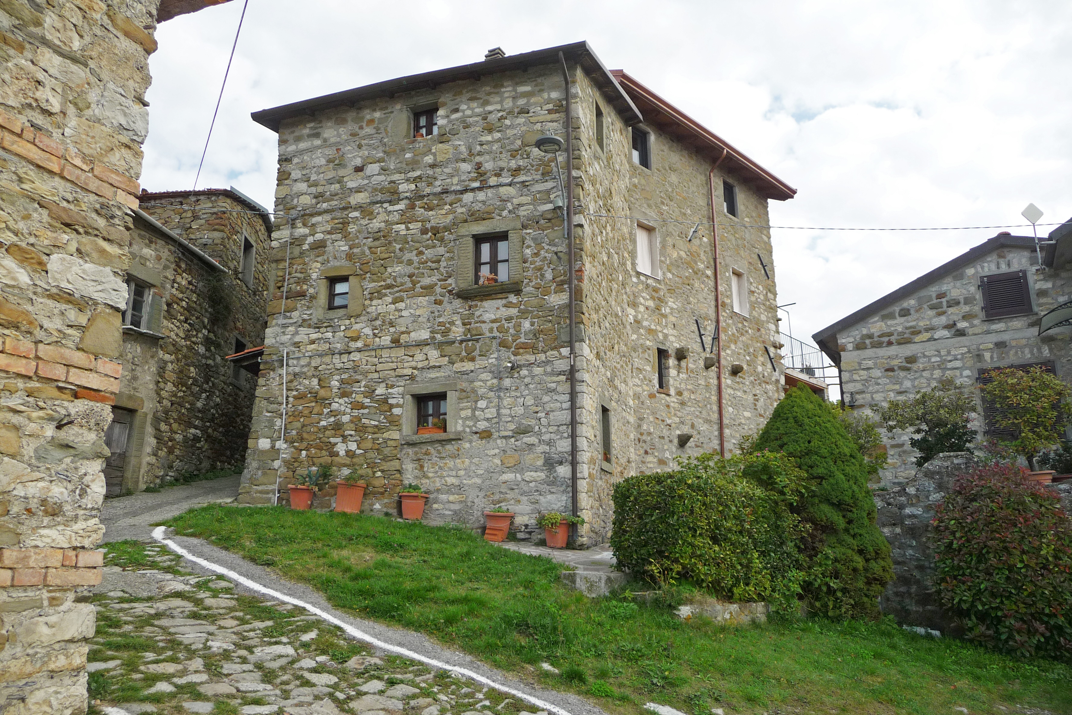 [Casa residenziale in Località Luscignano, s.n.c.]