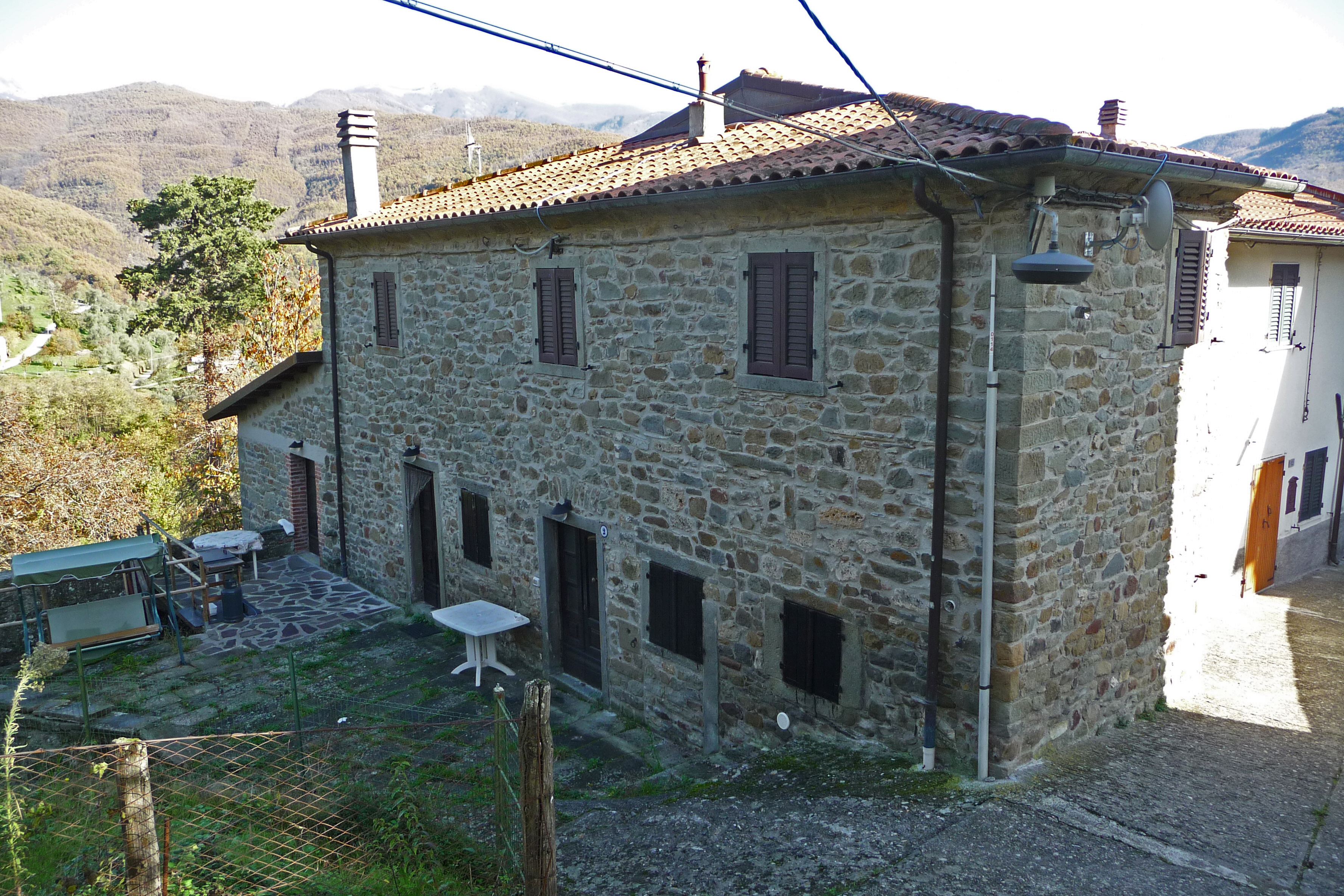 [Casa residenziale in Località Quercia, Via della Chiesa, 13]