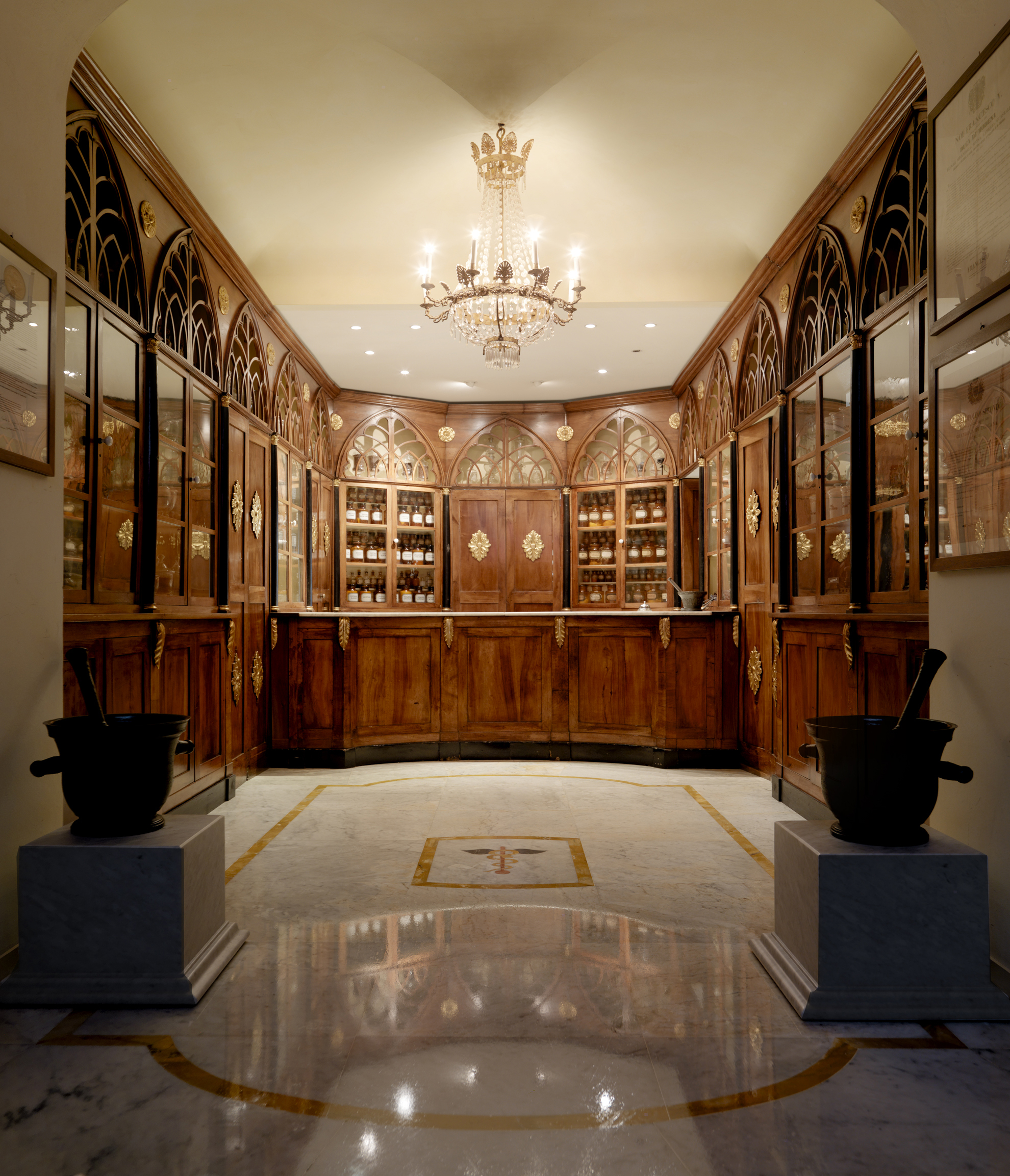 farmacia, Farmacia Clementi