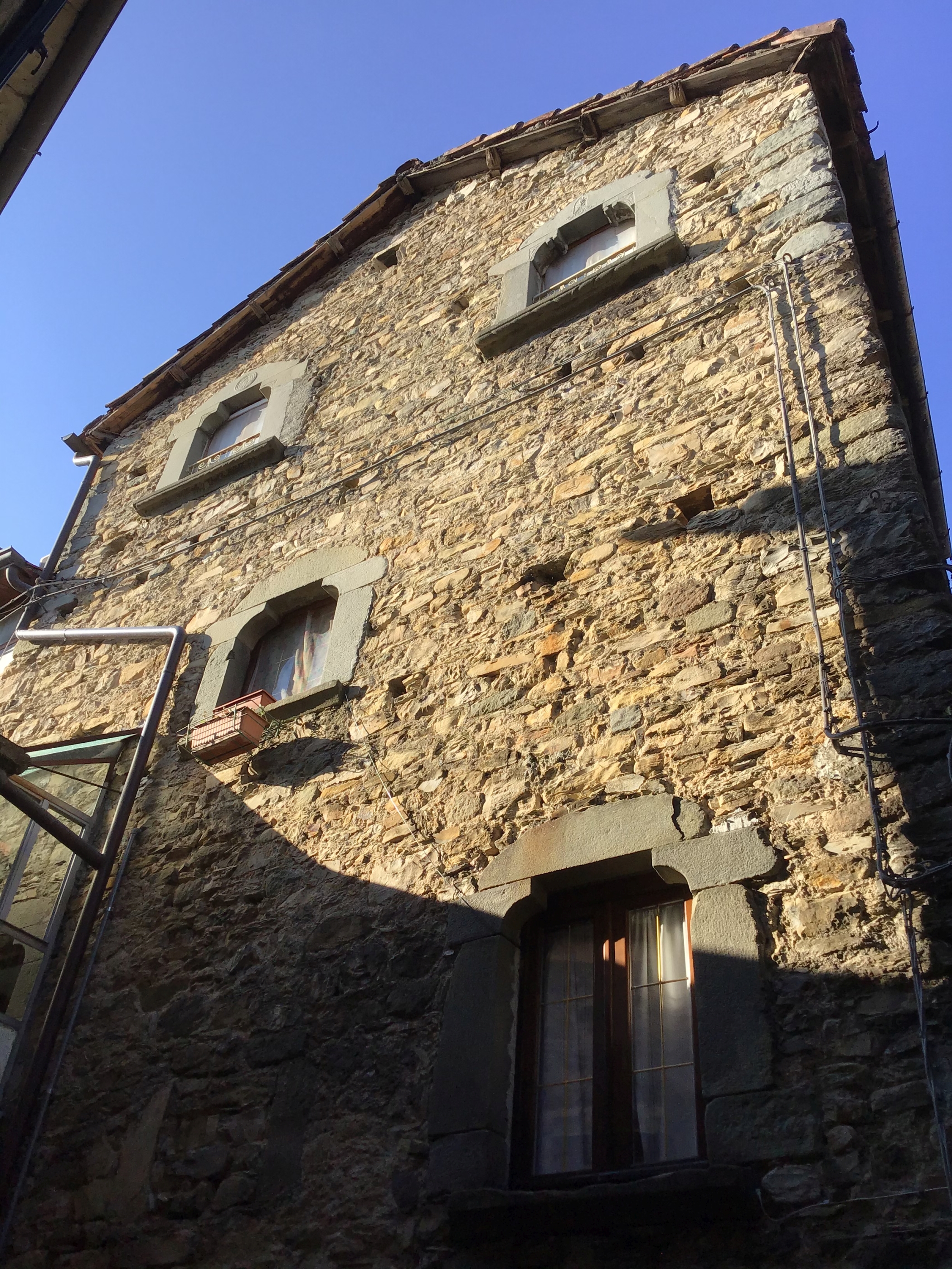 [Casa Torre in via Borgo Caldo, 2 ]