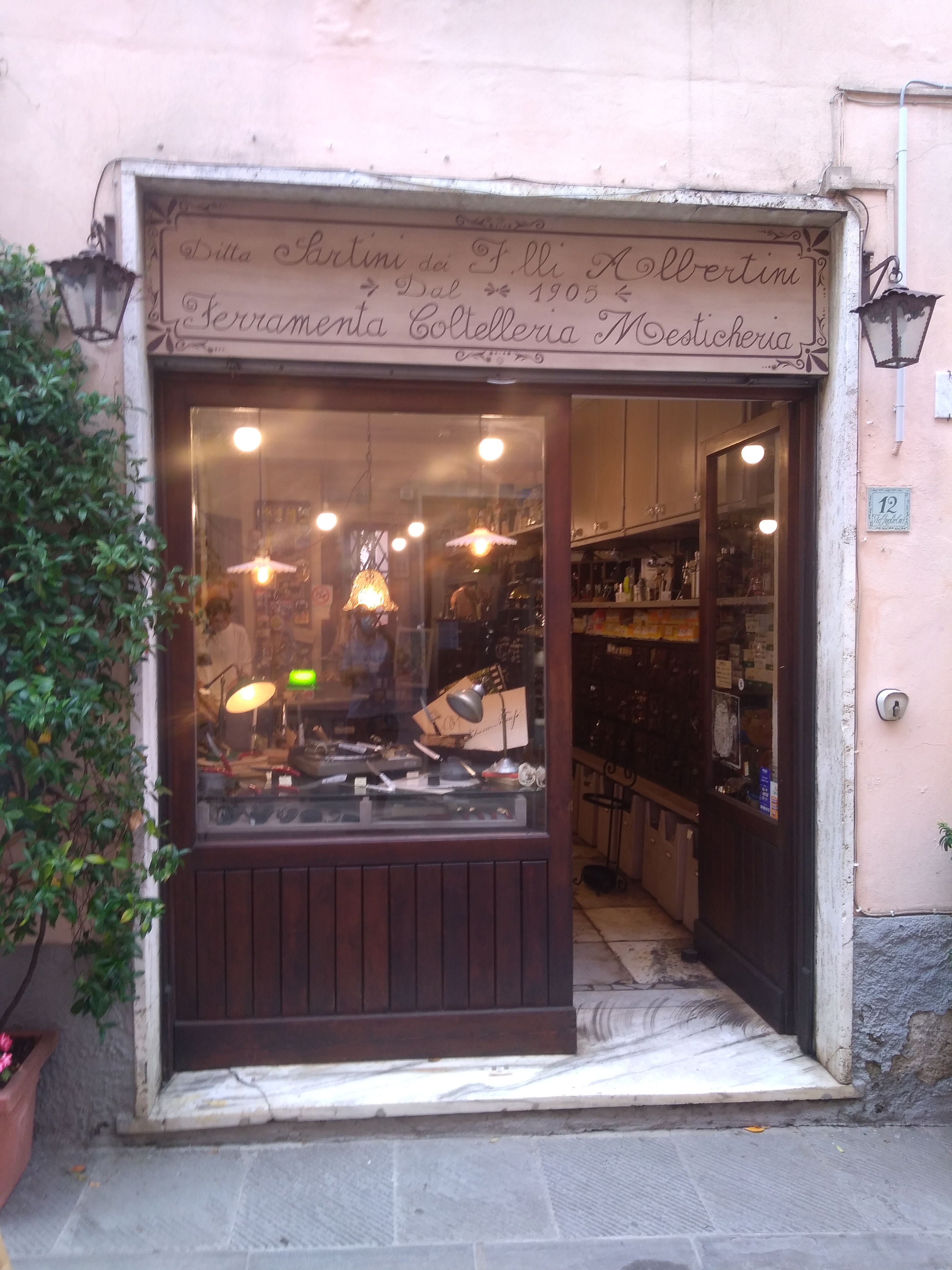 bottega, ferramenta, Ferramenta Sartini