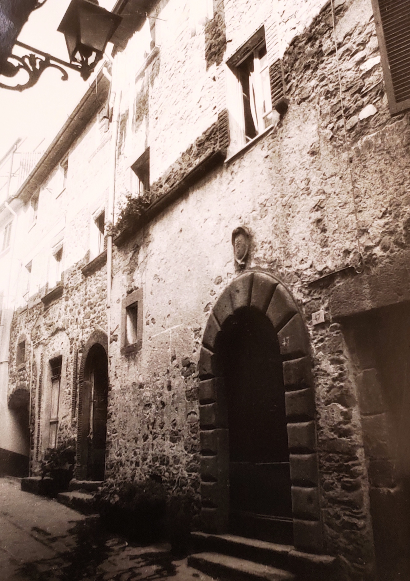 [casa in Via Calzolari, 41, 47]
