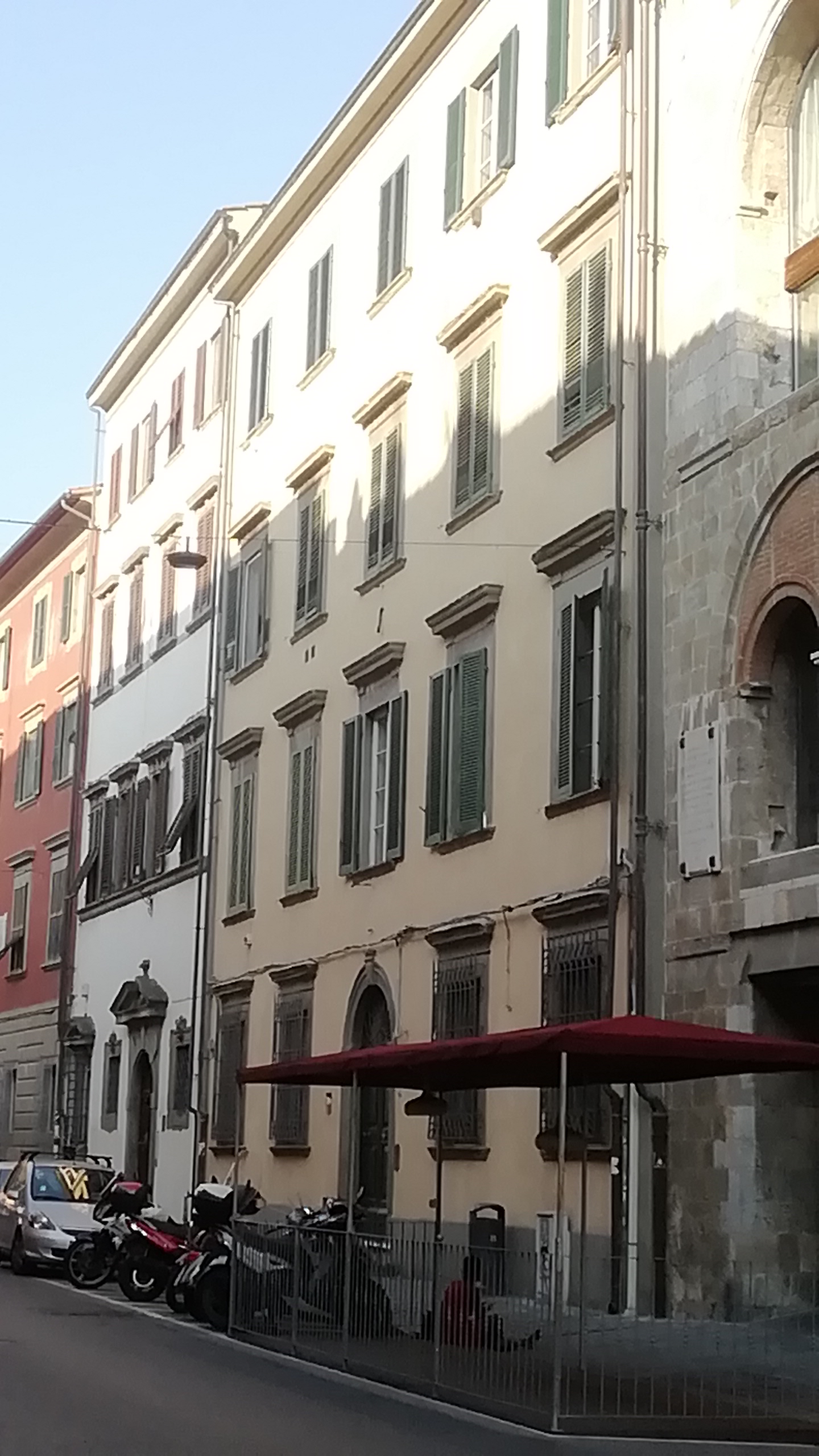Casa già Lucchesini e Marassini