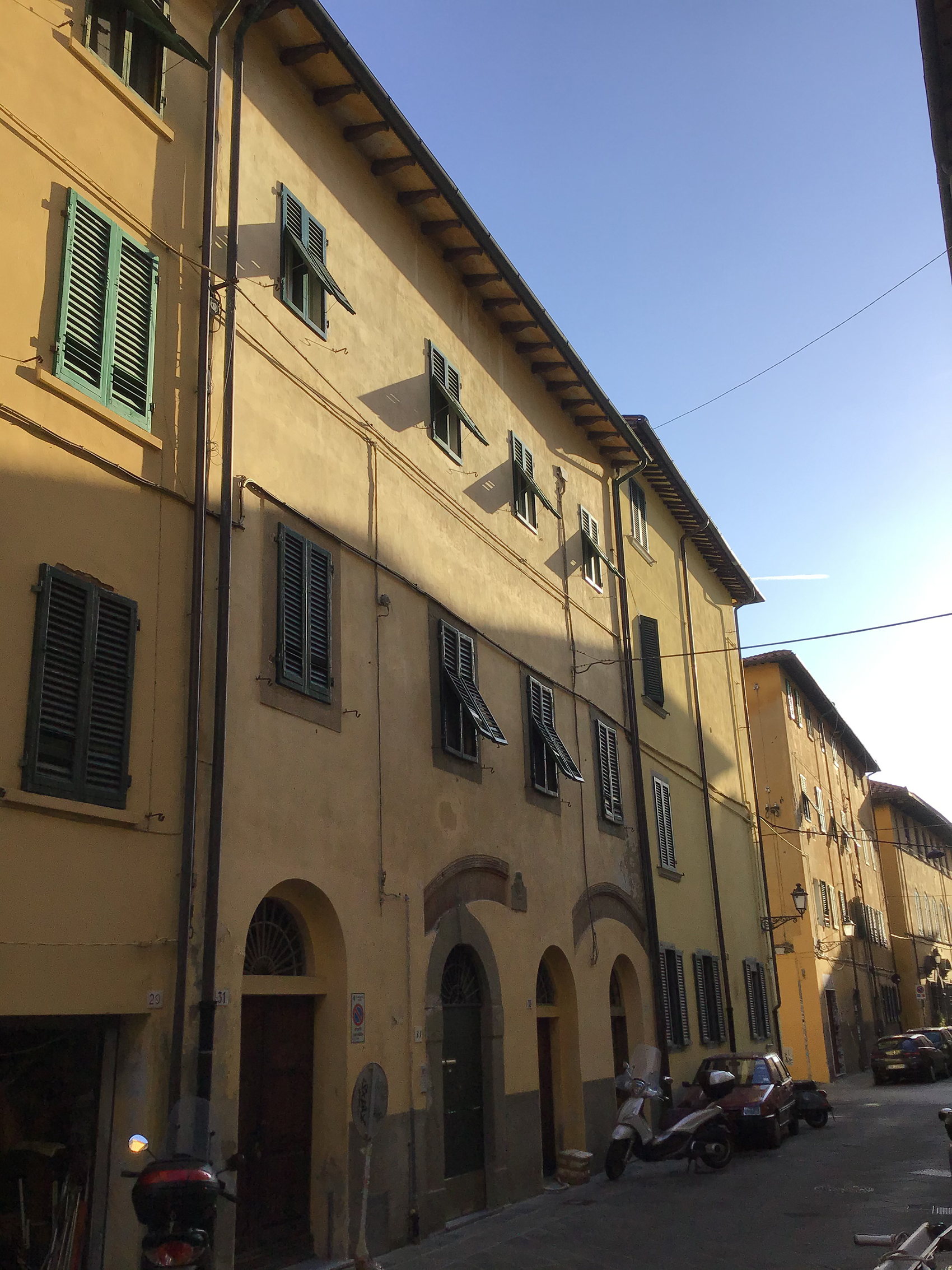 Casa già Poli