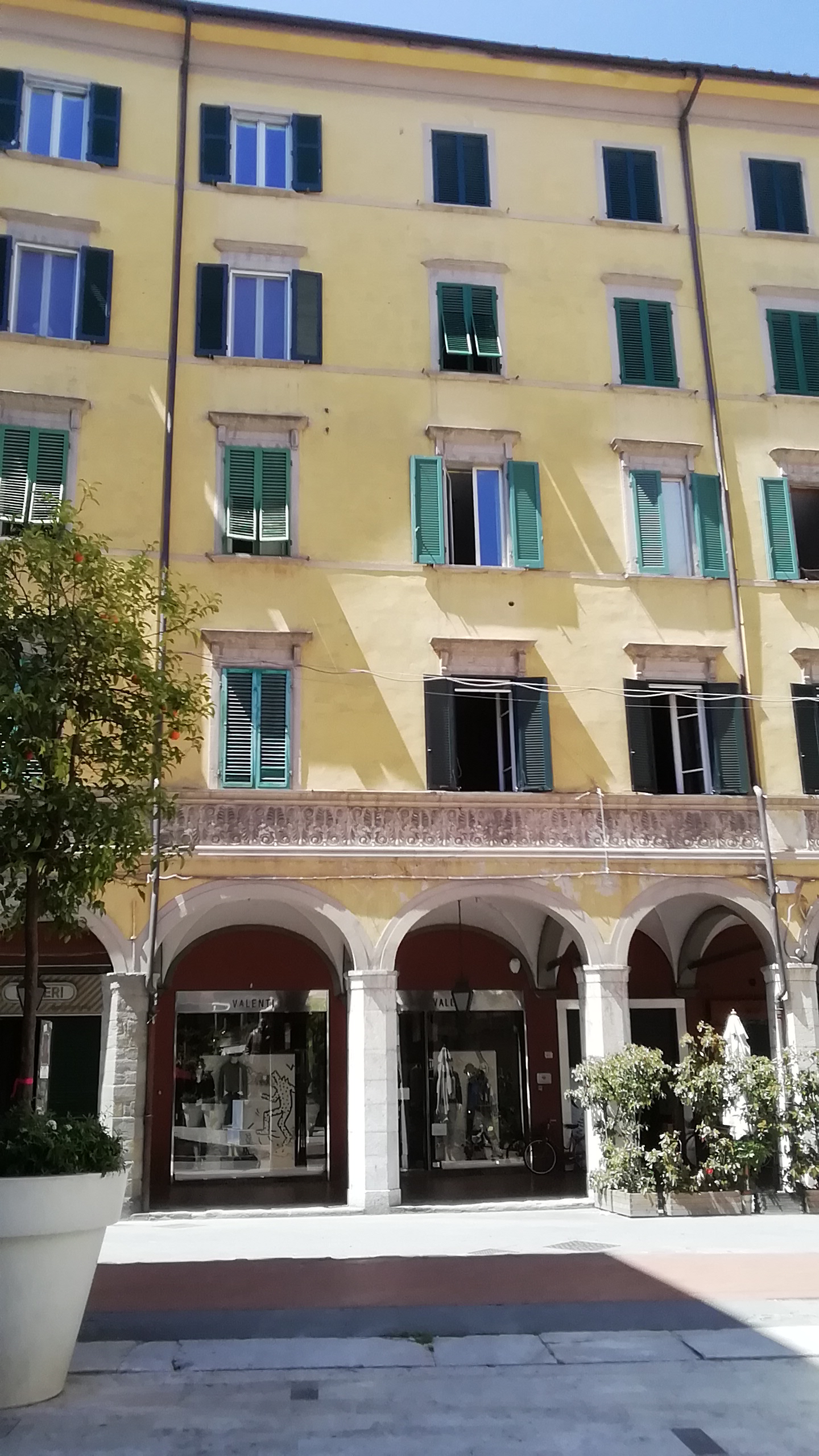 [Palazzo in Via Notari, 36]