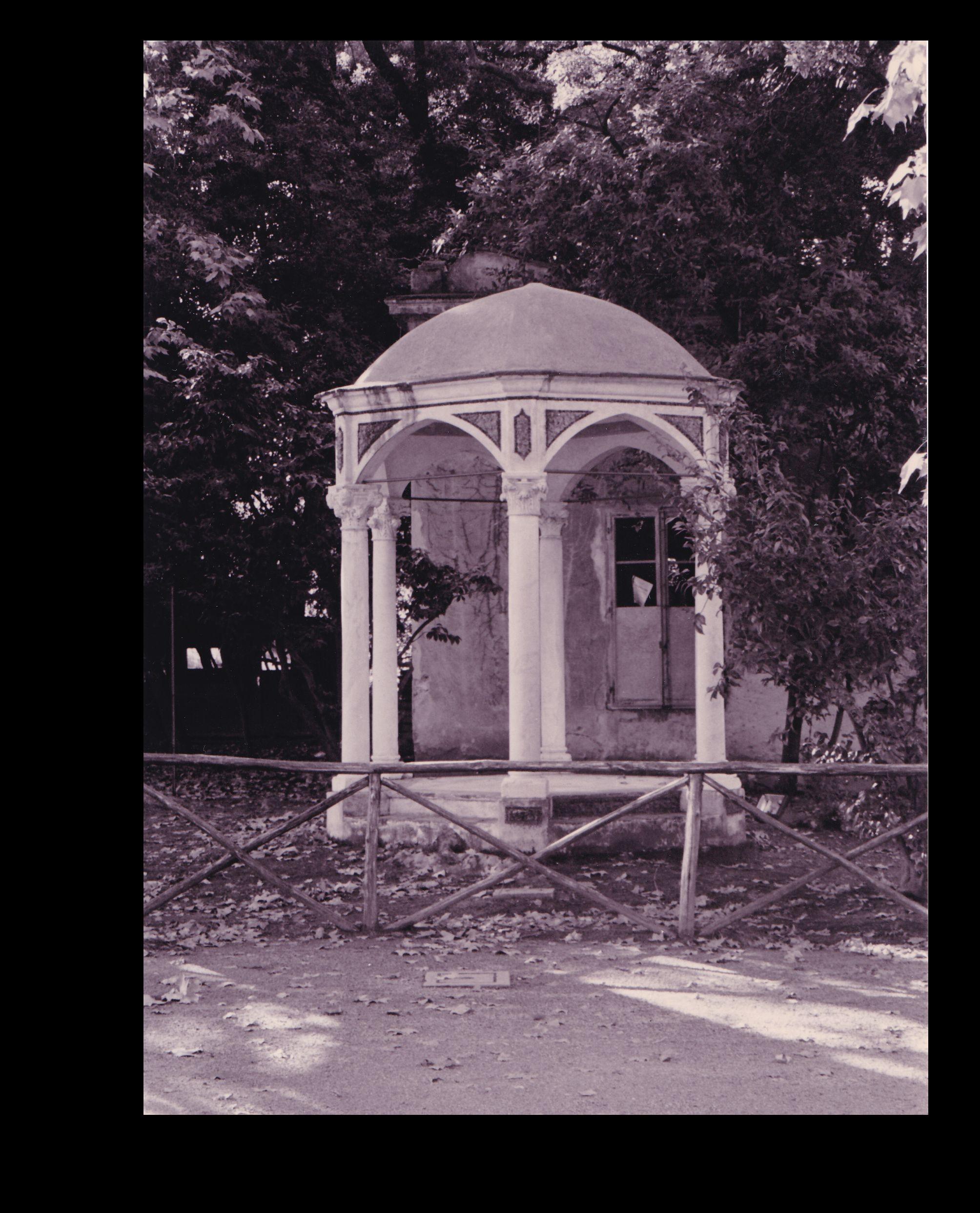 Gazebi della villa Mazzarosa Prini Aulla
