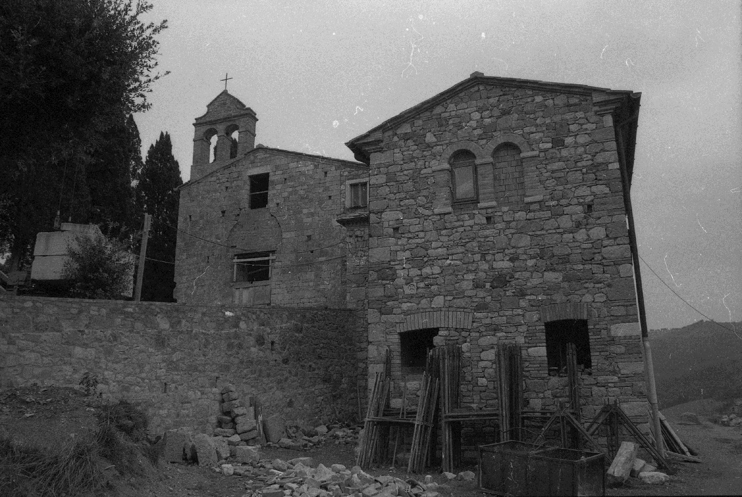 Ex canonica della chiesa della Nera