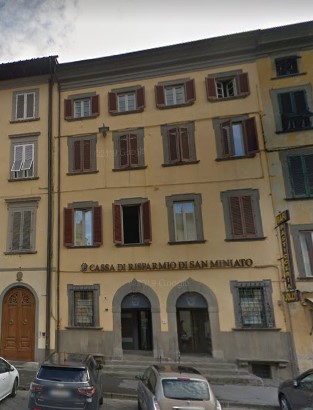 [Palazzo in Piazza Giuseppe Mazzini, 39]