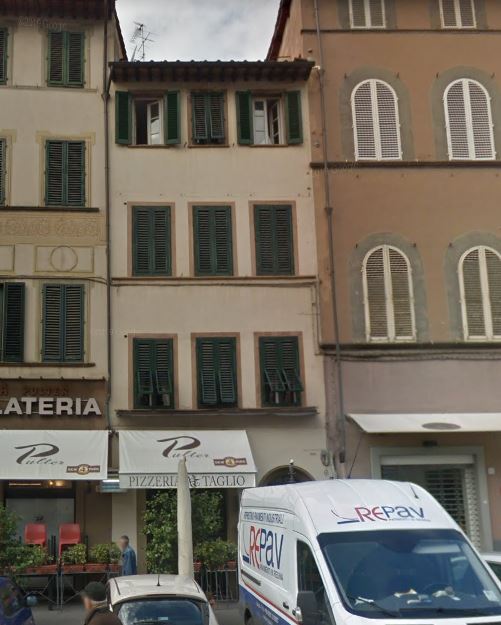 [Palazzo in Piazza Mazzini, 84]