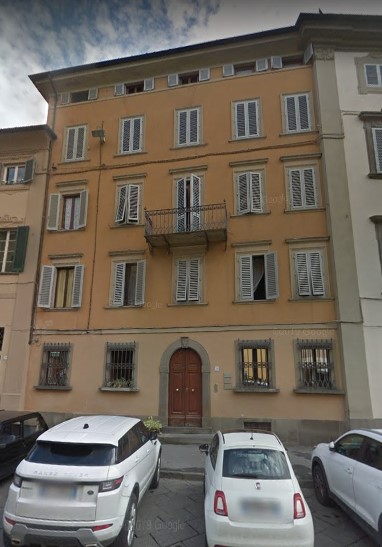[Palazzo in piazza Giuseppe Mazzini, 25]