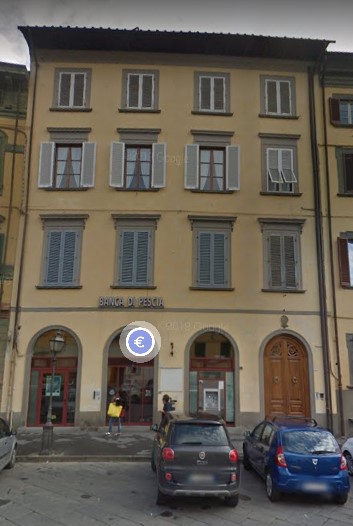 [Palazzo in piazza Giuseppe Mazzini, 37]