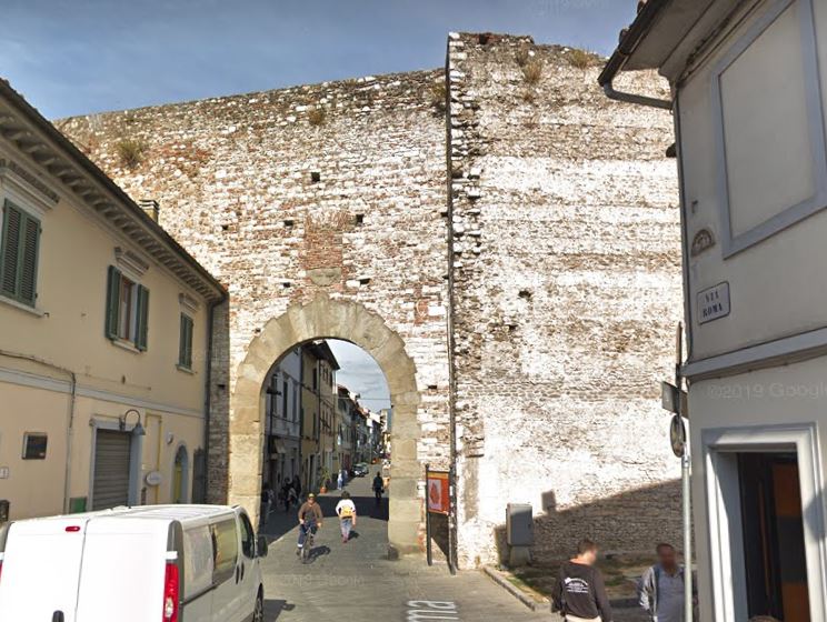 Porta di Santa Trinita