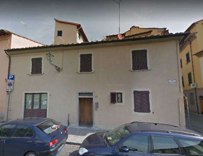 [Casa in linea in via della Fortezza 21, 23 ]