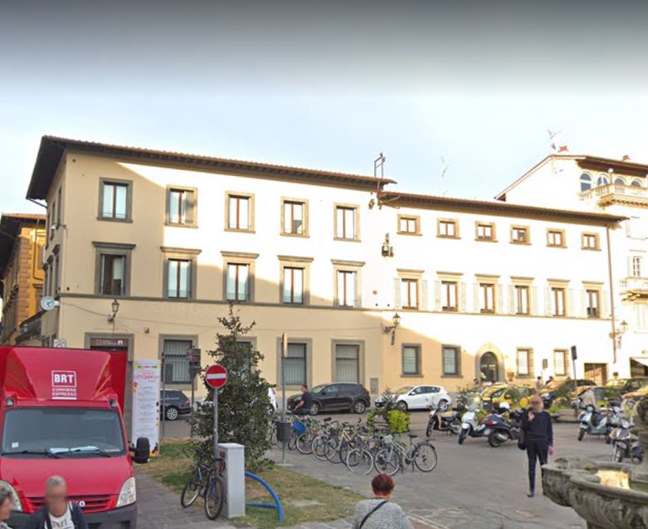 [Palazzo in Piazzza San Francesco 2, 3]