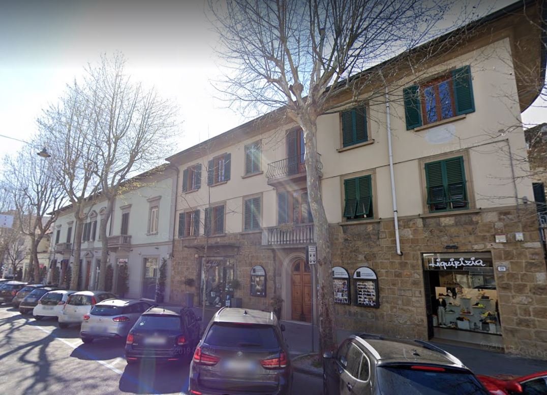 [Palazzo in viale Piave 20, 22, 24, 26, 28]
