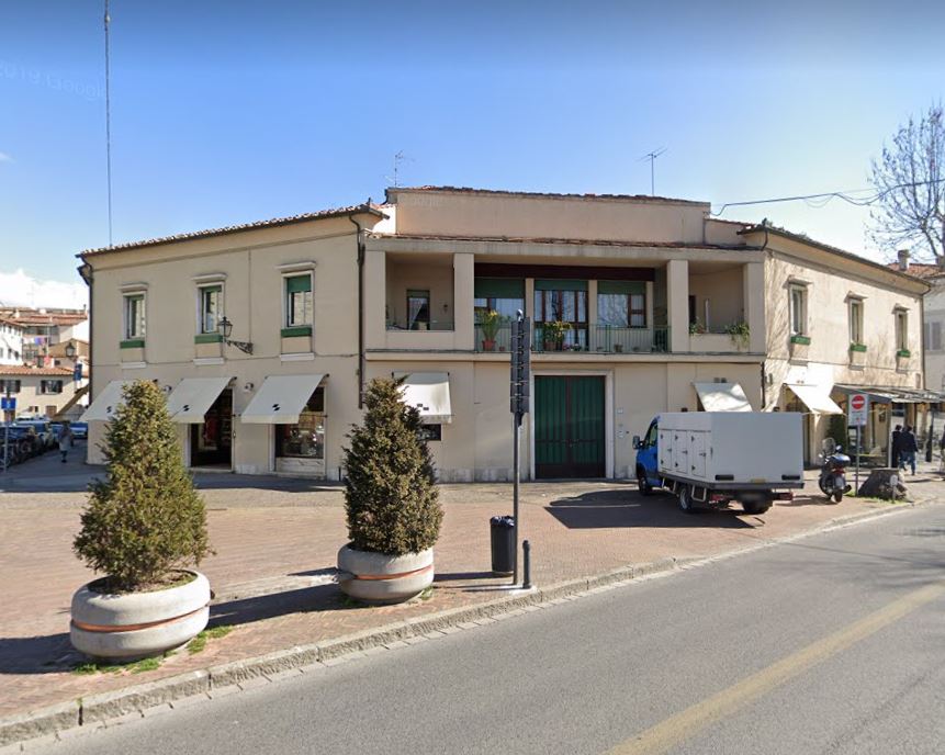 [Palazzo in viale Piave, 1, 3, 5, 7]