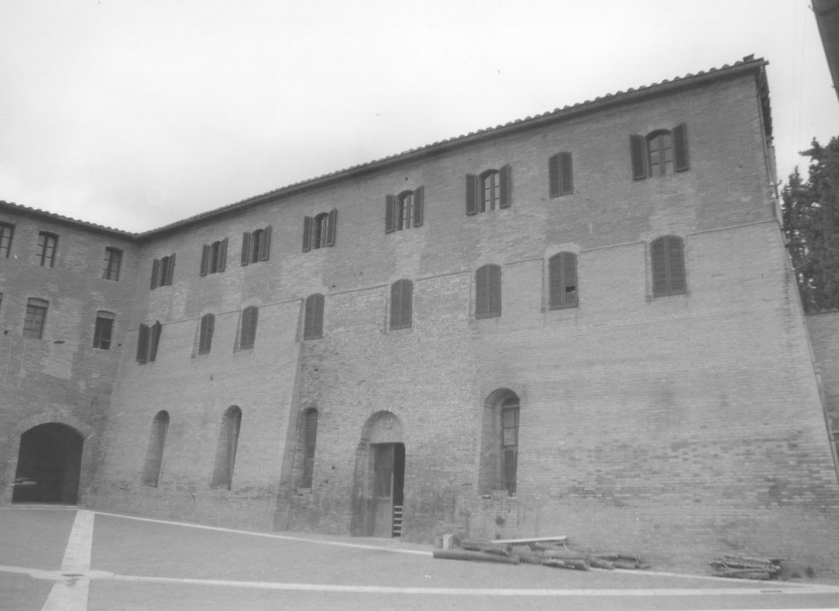 LA FORESTERIA DI MONTE OLIVETO MAGGIORE