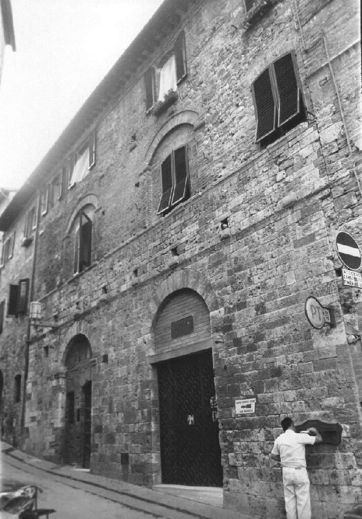 CASA CONTRI