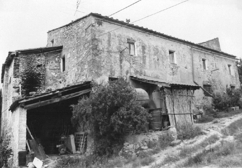 EDIFICIO MEDIEVALE A RANZA II