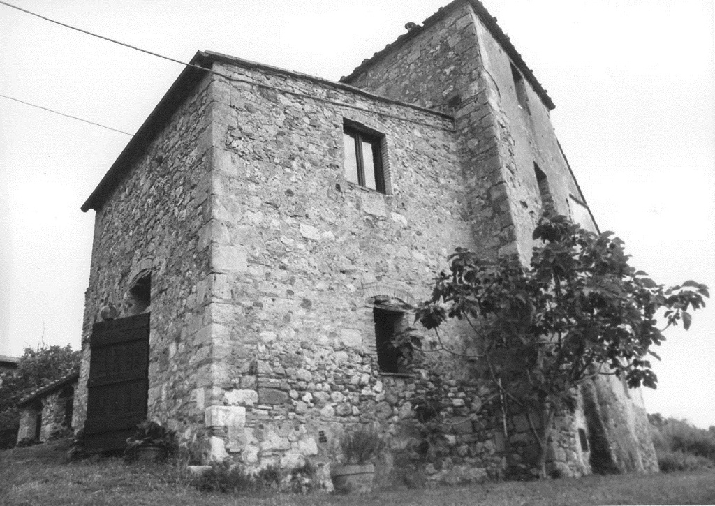 EDIFICIO MEDIEVALE A RANZA III