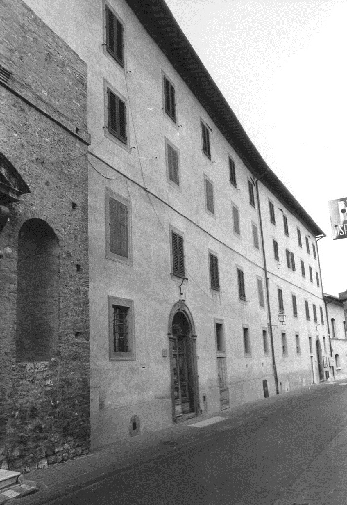 EX CONSERVATORIO DI SANTA CHIARA