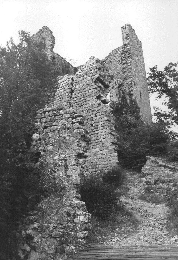 RUDERI DI CASTELVECCHIO