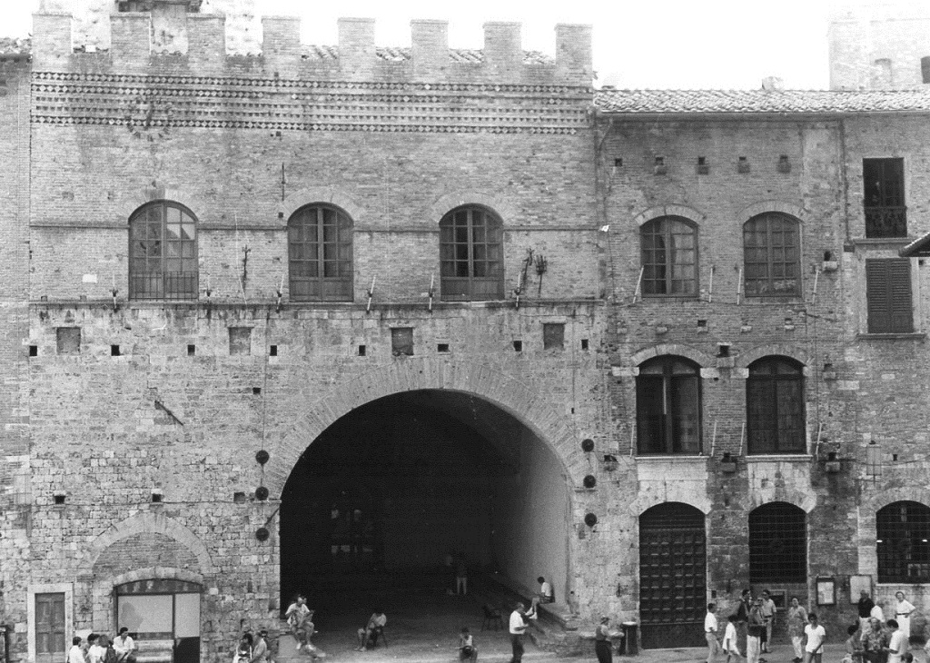 TEATRO DELL'ACCADEMIA DEI LEGGERI