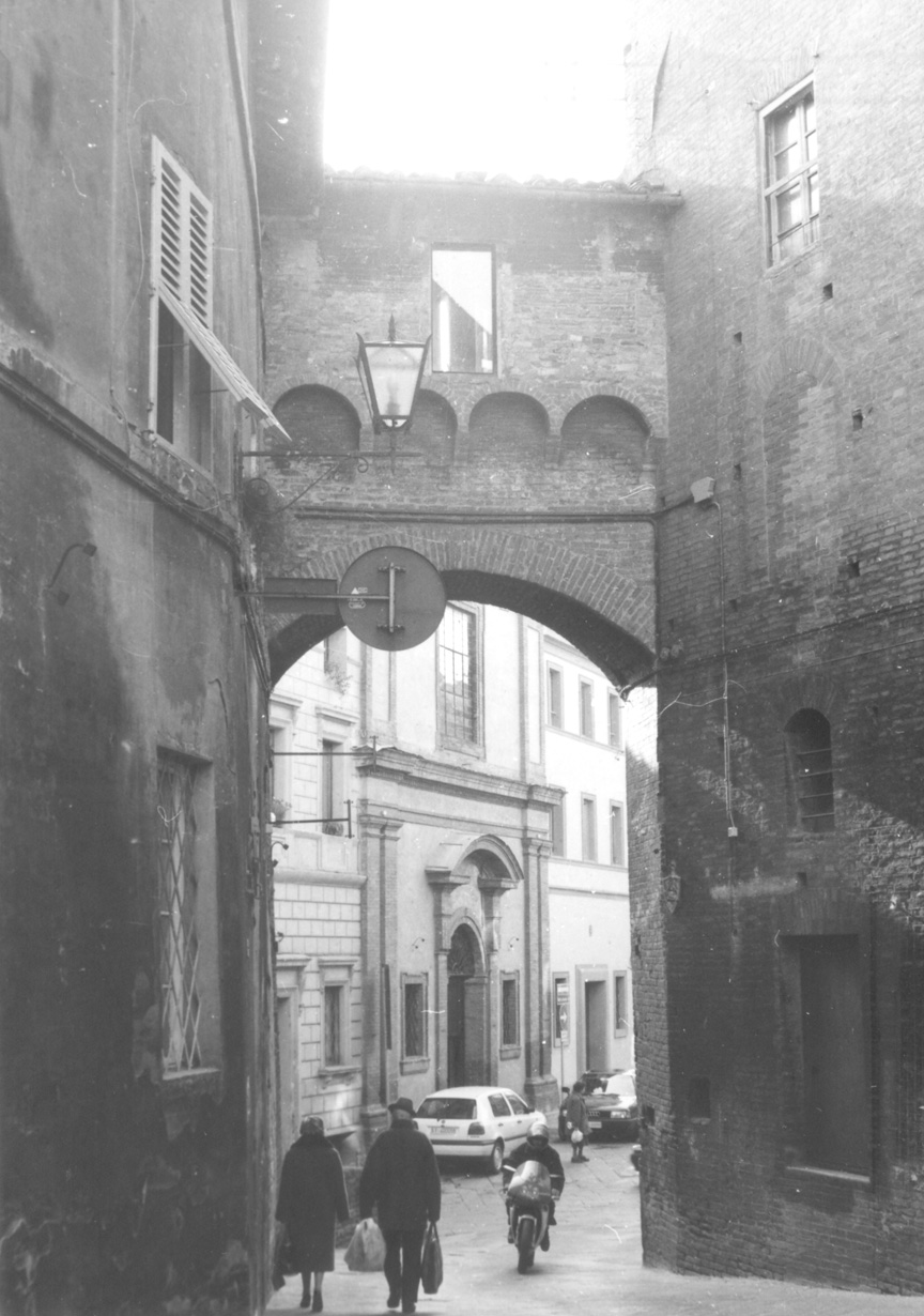 Arco di S. Lucia o Porta Oria
