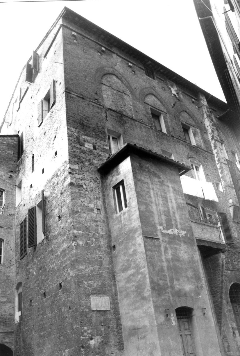 CASTELLARE DEGLI UGURGERI