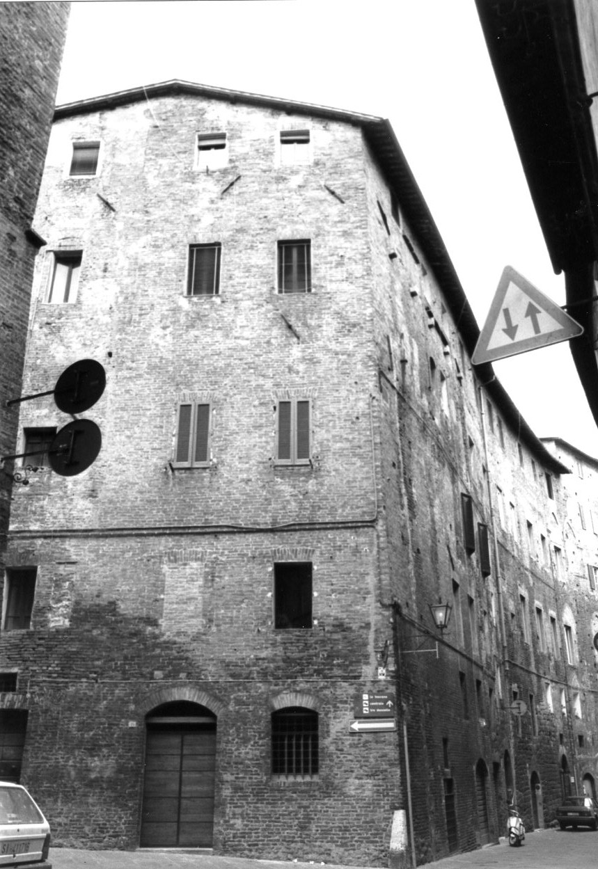 CASTELLARE DEGLI UGURGERI