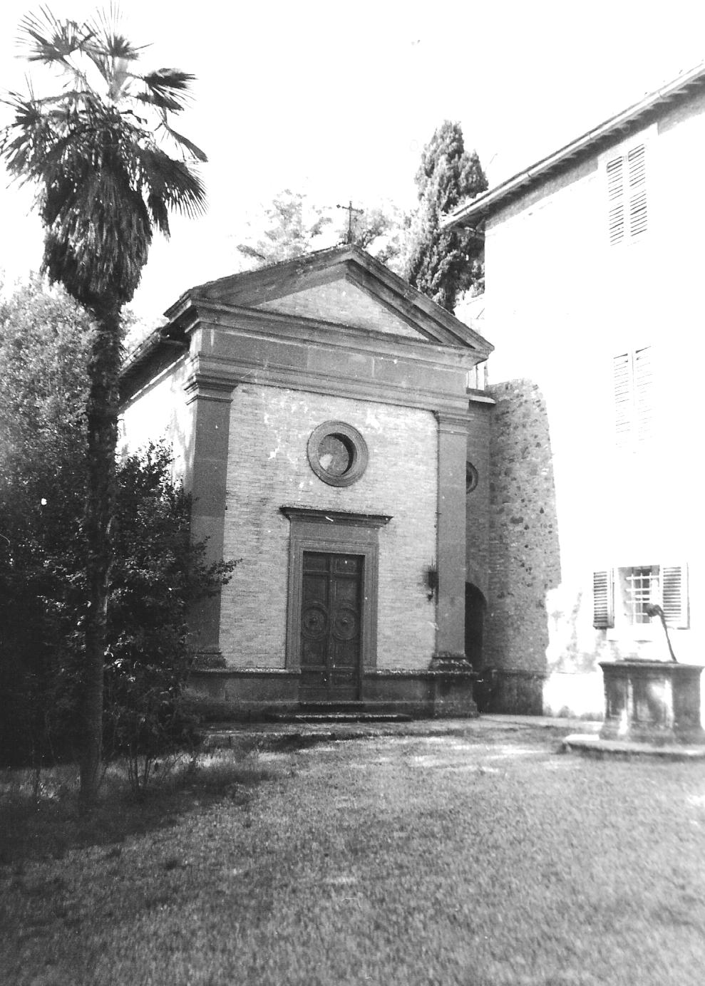Cappella della Villa di Larniano, dei Piccolomini