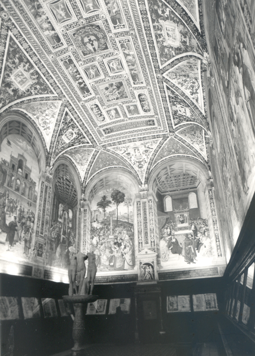 Libreria Piccolomini nel Duomo