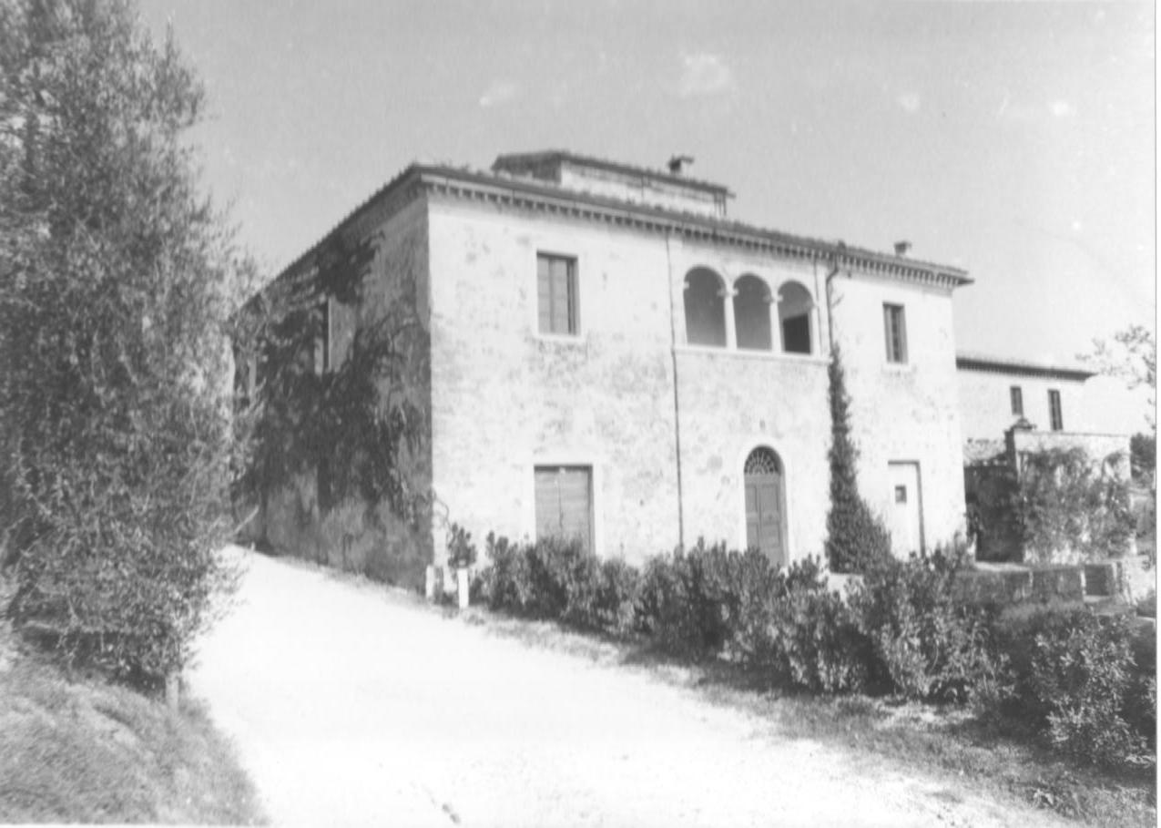 PODERE MONTECHIARONE