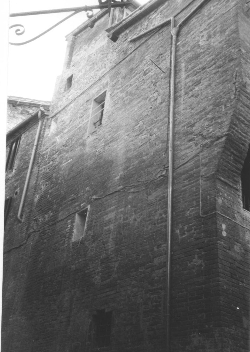 Palazzetto di origine medievale