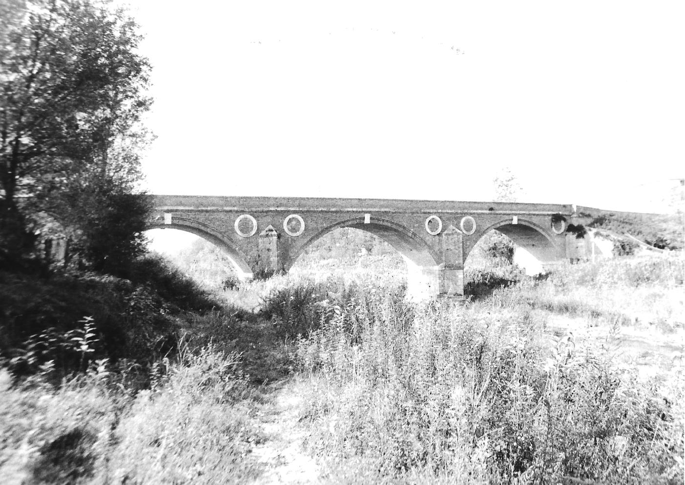 Ponte delle Taverne d' Arbia