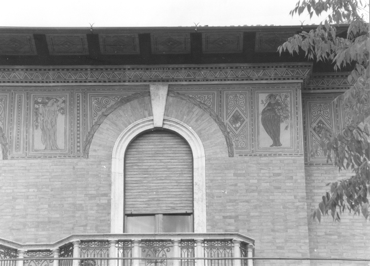 Villino Lolini con decorazioni liberty