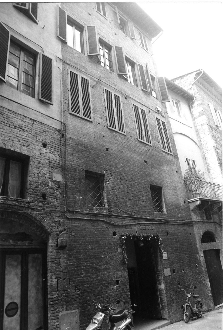 casa in via Stalloreggi