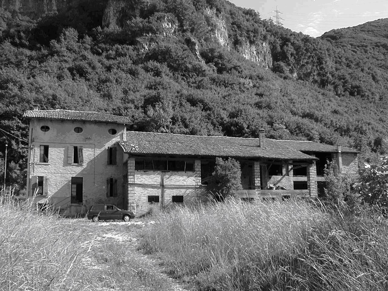 Casa con annesso rustico