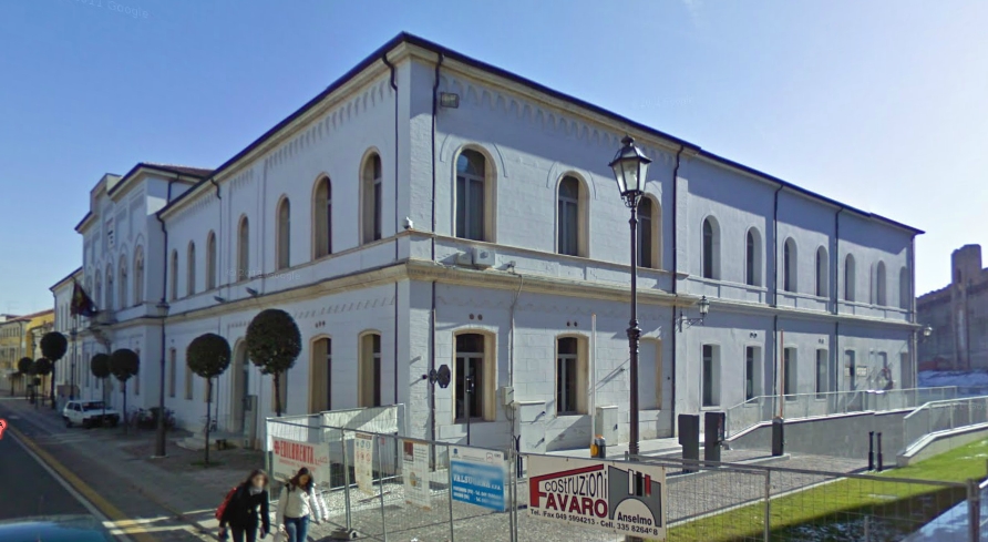 Galleria Commerciale Degli Ezzellini