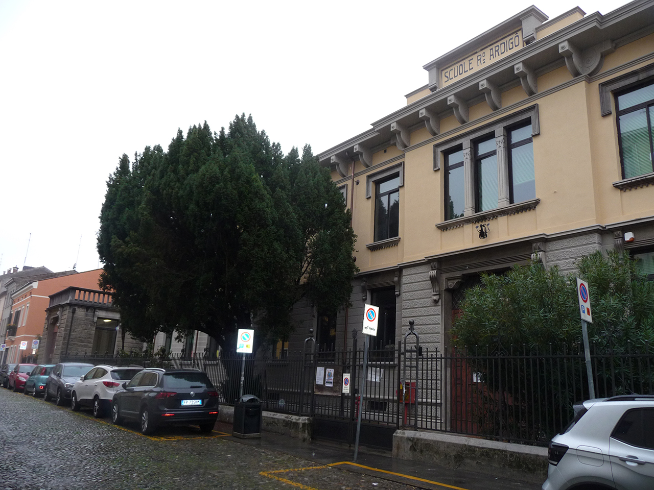 Scuola Elementare Roberto Ardigò
