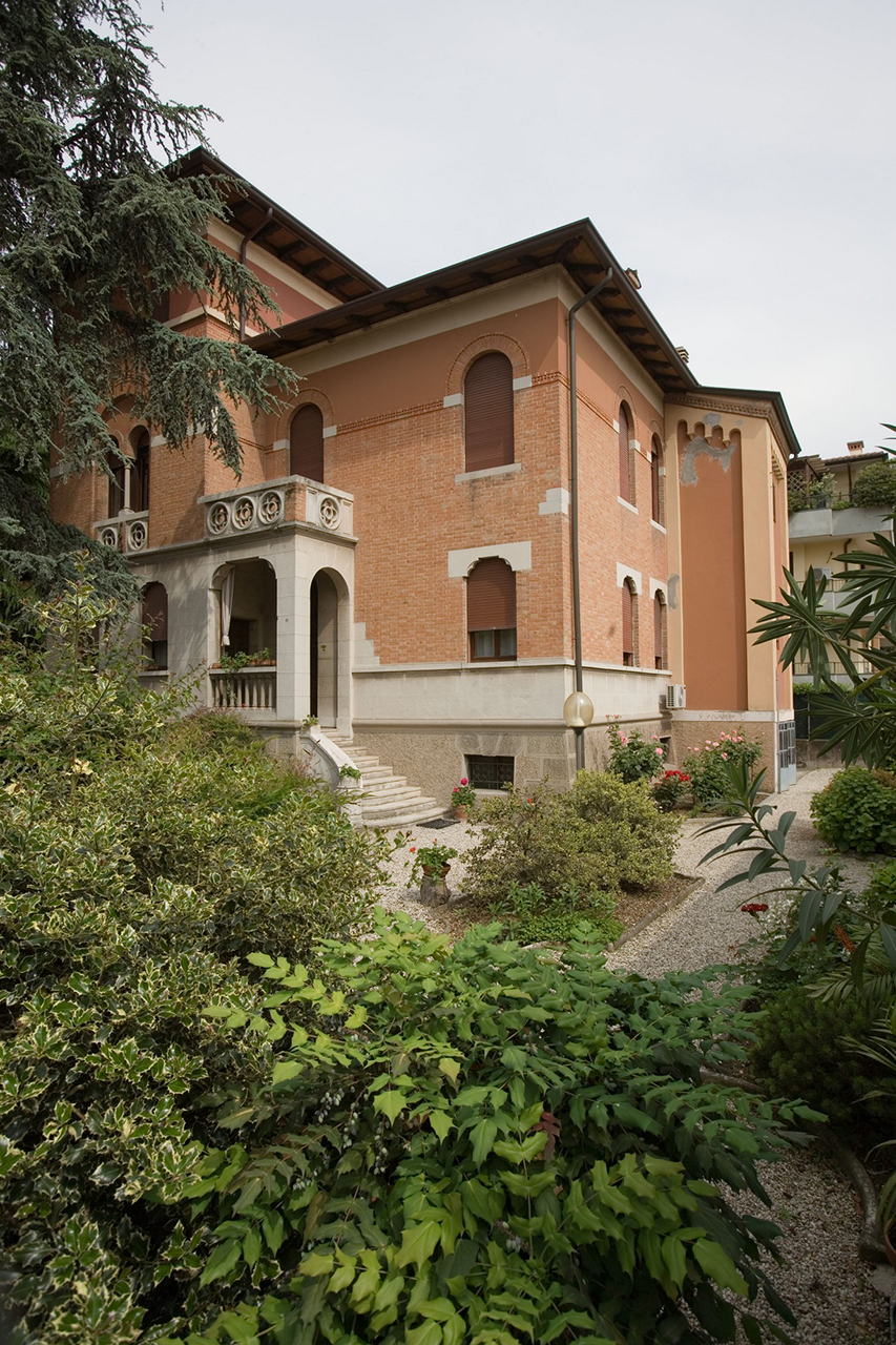 Villino Briani ora Capovilla