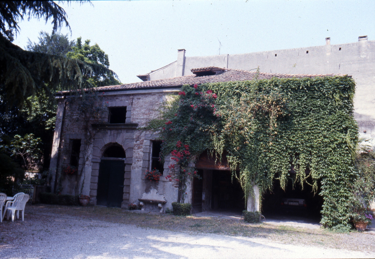 giardino di Palazzo Miari De Cumani, ora Ravagnan , Ravagnan, Miari De Cumani