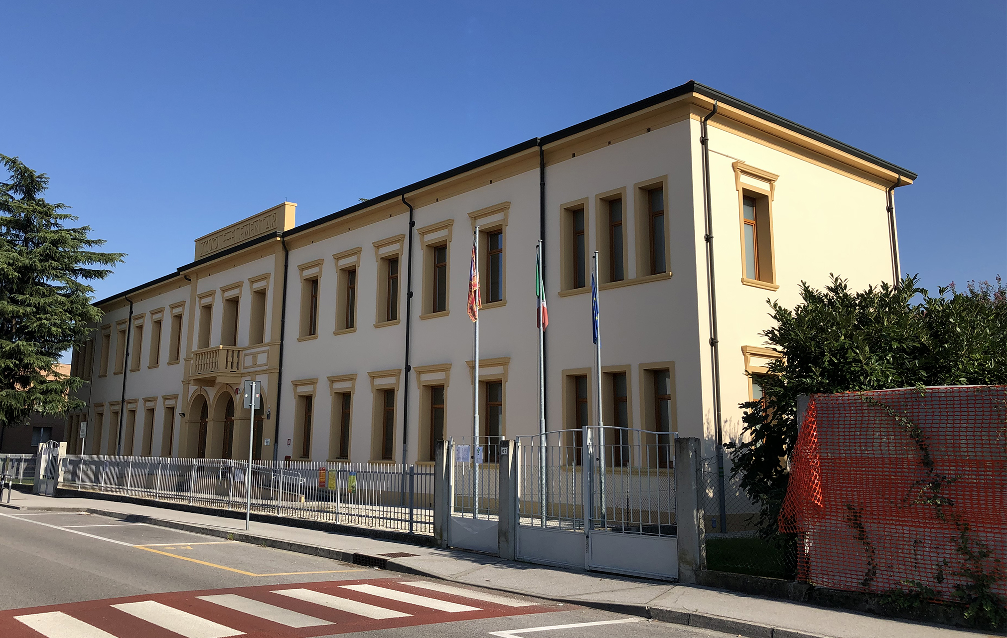 Scuola primaria Paolo Camerini
