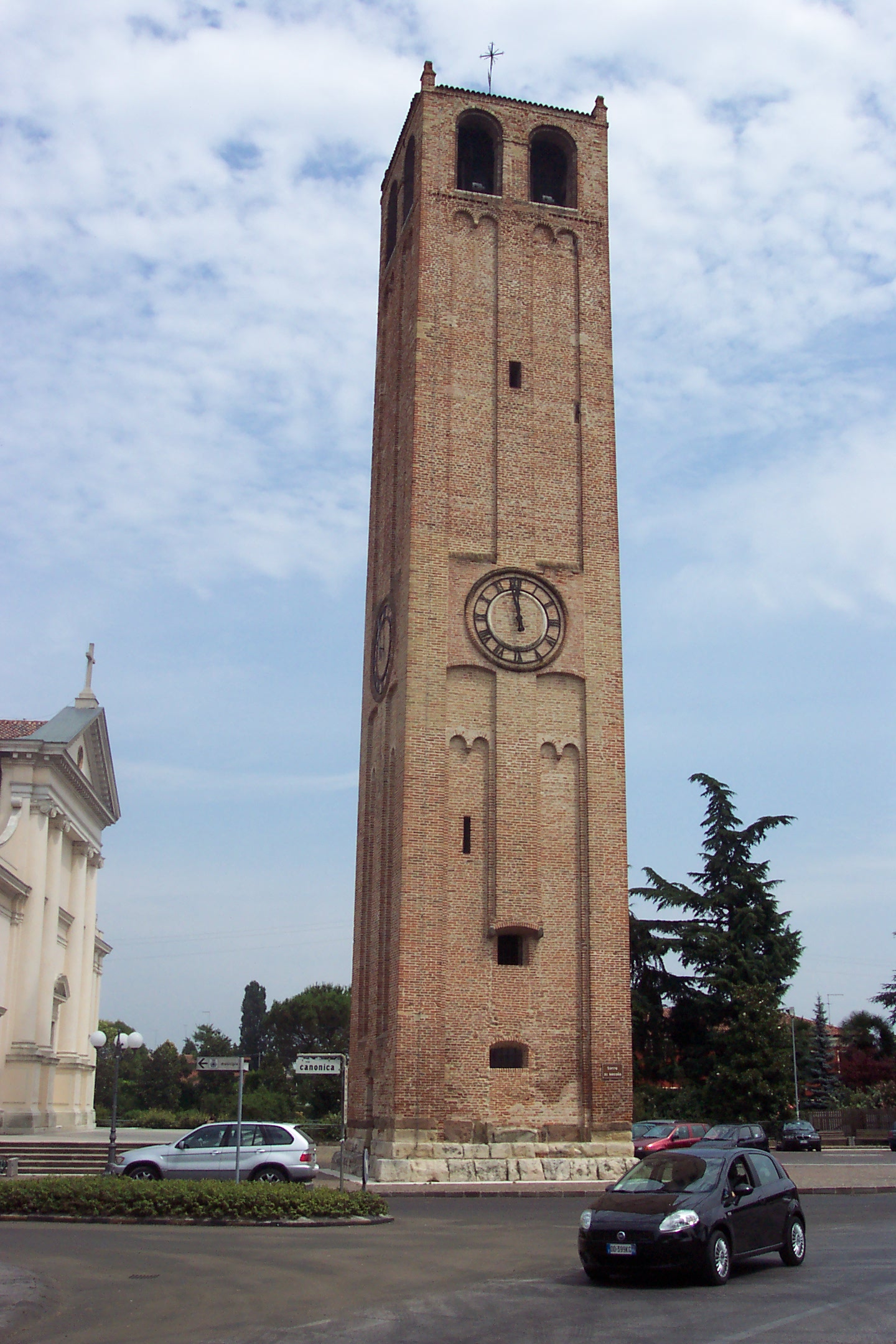 Complesso di Chiesa e Campanile di S. Giorgio delle Pertiche