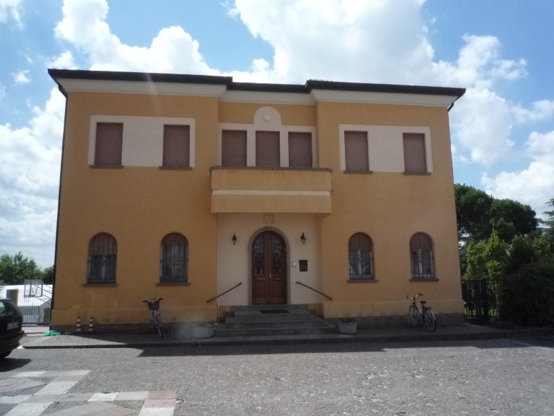Casa Canonica